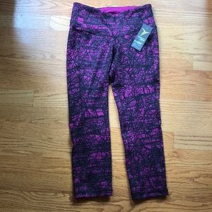 NWT - OLD NAVY ACTIVE - Women’s athletic leggings